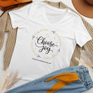 Choose Joy – Golden Wreath Tee